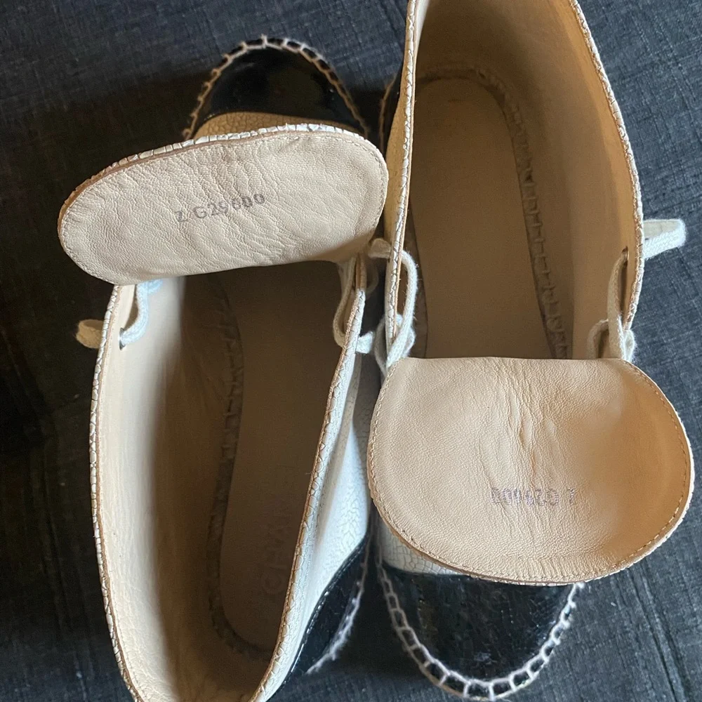 CHANEL Cream and Black Espadrille Boots - Picture 2 of 8